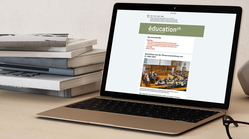 Laptop geöffnet mit Bildschirmfoto Plenarversammlung EDK