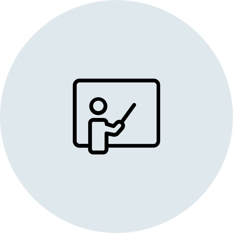 Icon: Lehrperson an der Tafel